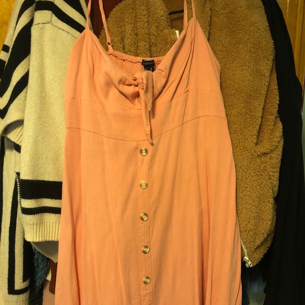 Dress - Picture 2 of 2